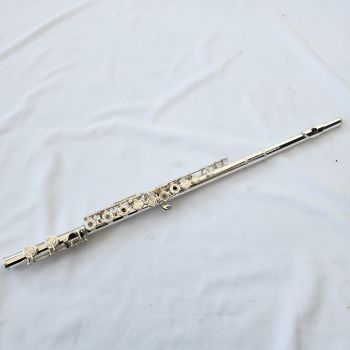 USED Yamaha YFL-372 Intermediate Flute