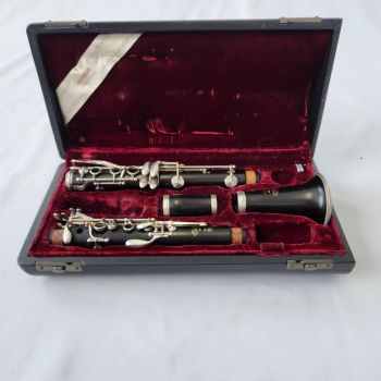 USED Yamaha YCL-650 Professional Clarinet